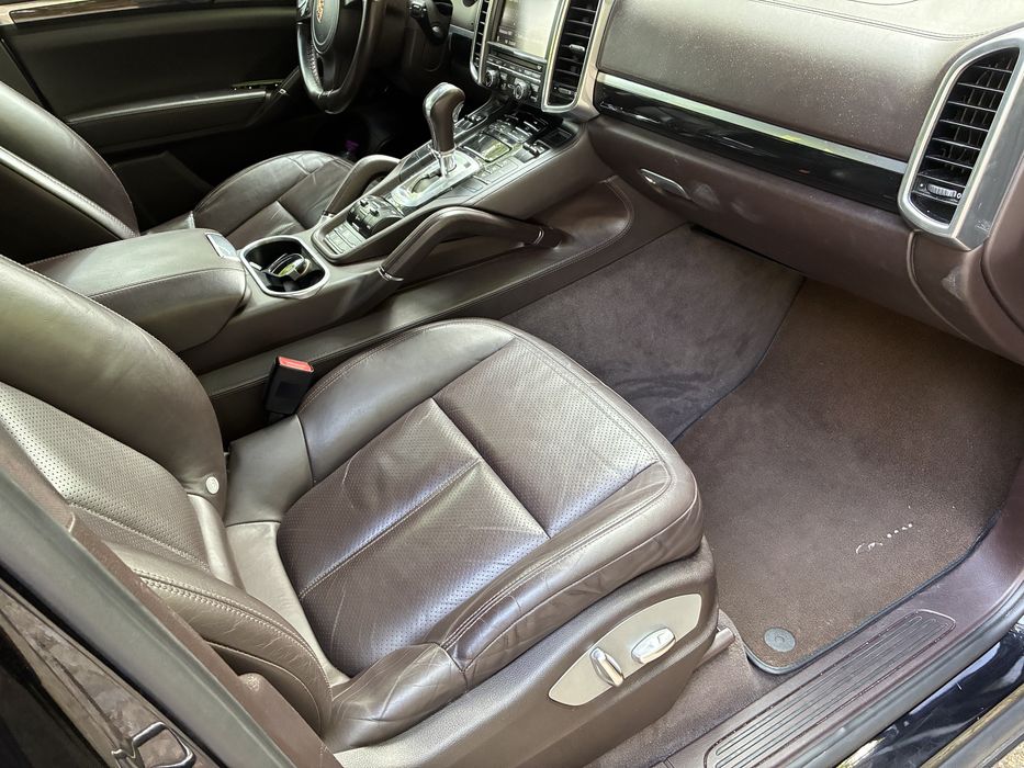 Porsche Cayenne — fotografia 7
