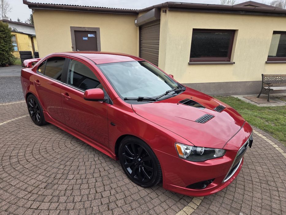 Mitsubishi Lancer Ralliart jak evo sedan super stan