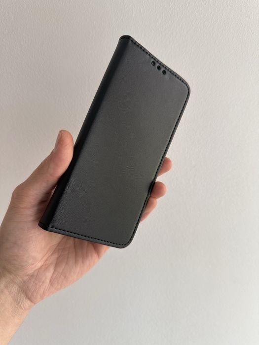 Etui Zamykane czarne do Xiaomi Redmi Note 9