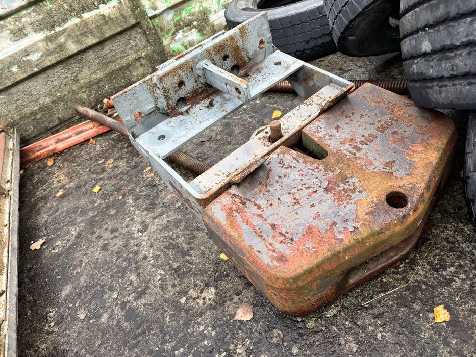 Obciążnik zaczep przedni do ciągnika traktora mocowanie