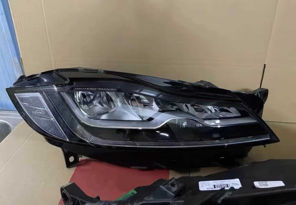 Фари Jaguar XF LED Ягуар ХФ