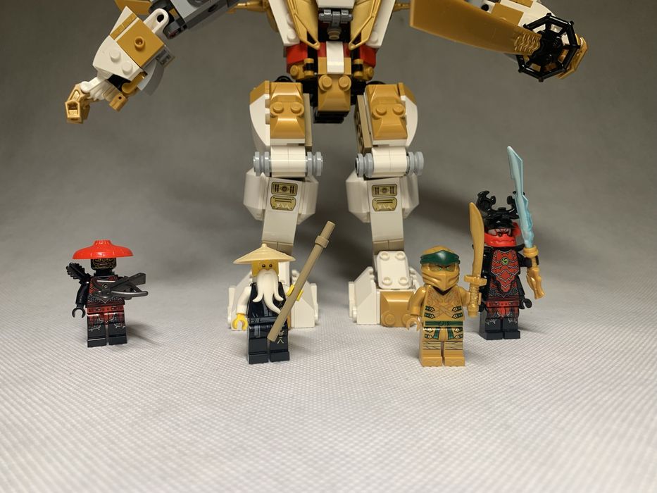 Lego 71702 - Golden Mech