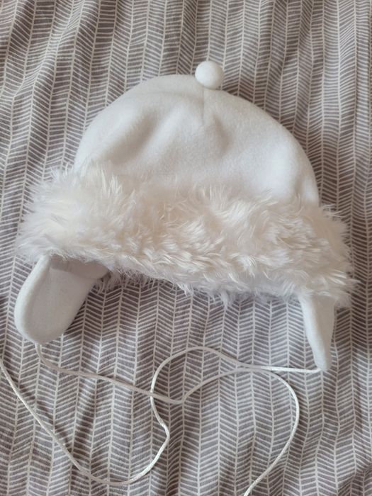 Czapka i buty na chrzest