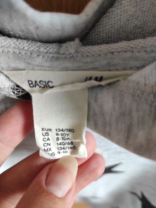 H&M 134/140 bluza z kapturem gwiazdy na jesień do szkoły