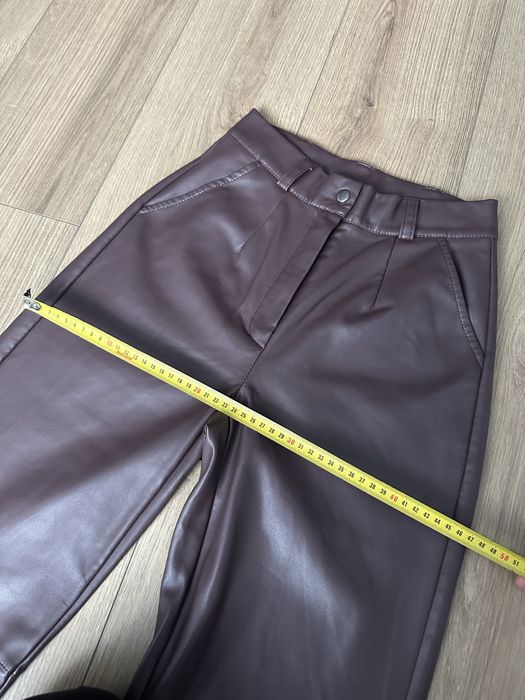 Шкіряні штани S шоколадні