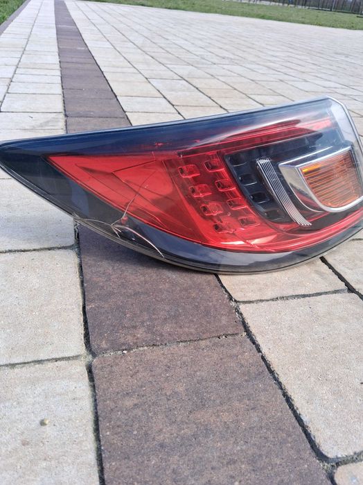 Lampy mazda 6gh sedan