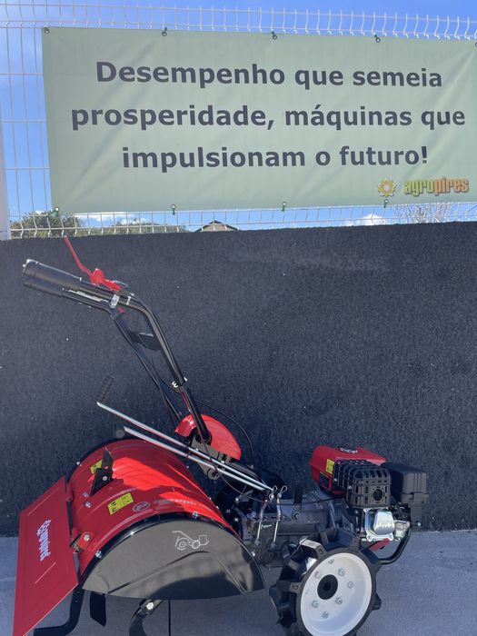 Motocultivador a gasolina