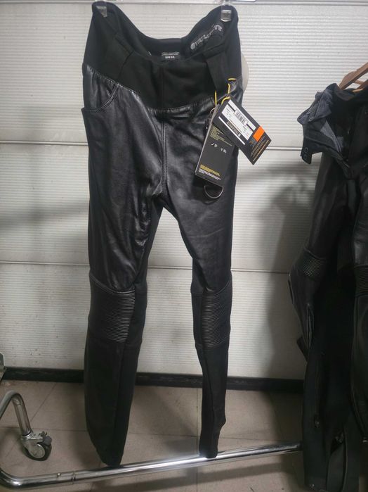 Syndyk sprzeda spodnie motocyklowe TRILOBITE 2061 rozm. 32