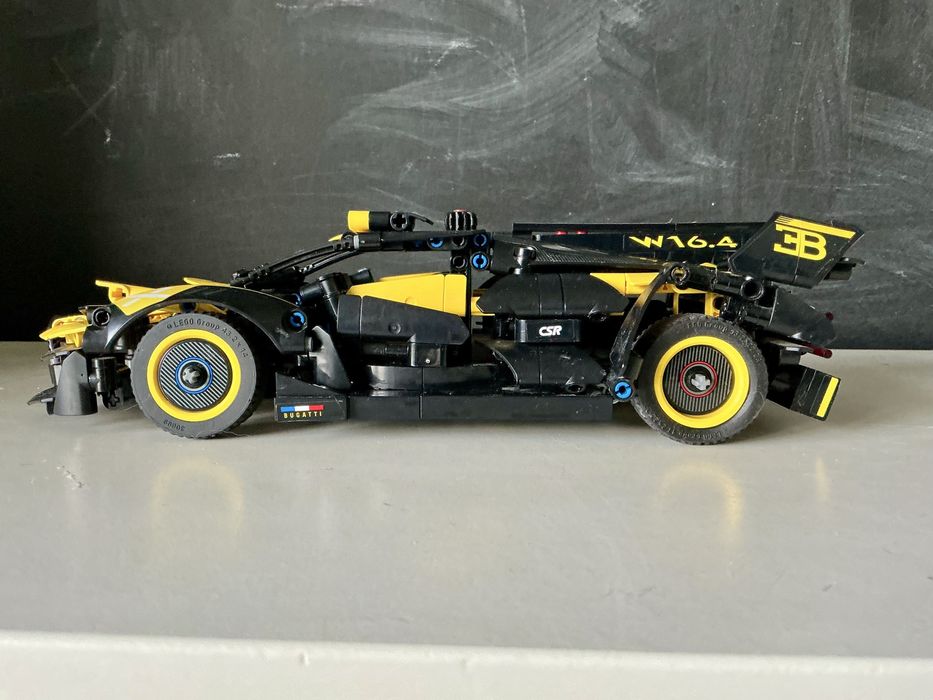 LEGO Technic Bugatti Bolide (42151)