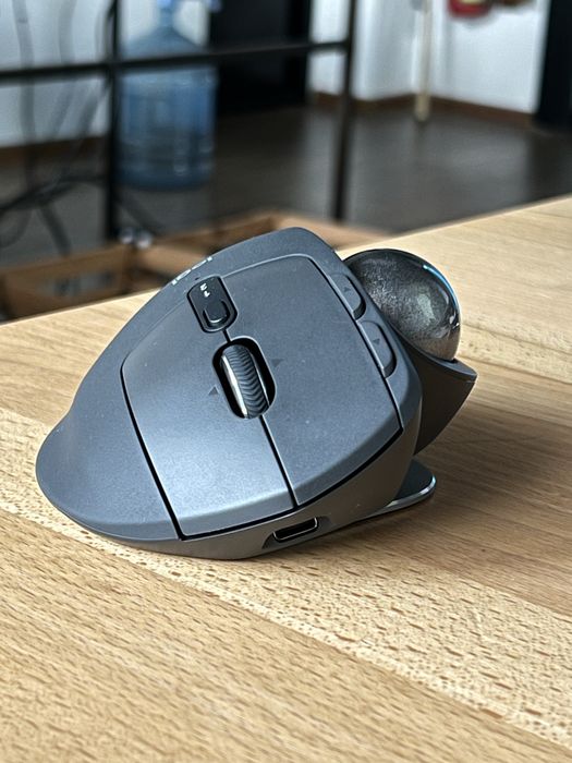 Logitech MX Ergo S