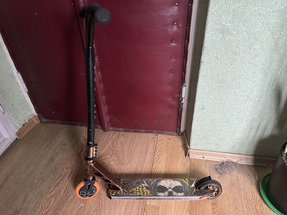 Трюковой самокат SMJ Sport Skull Rider