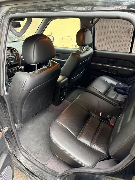 Nissan Pathfinder r50 3.5l