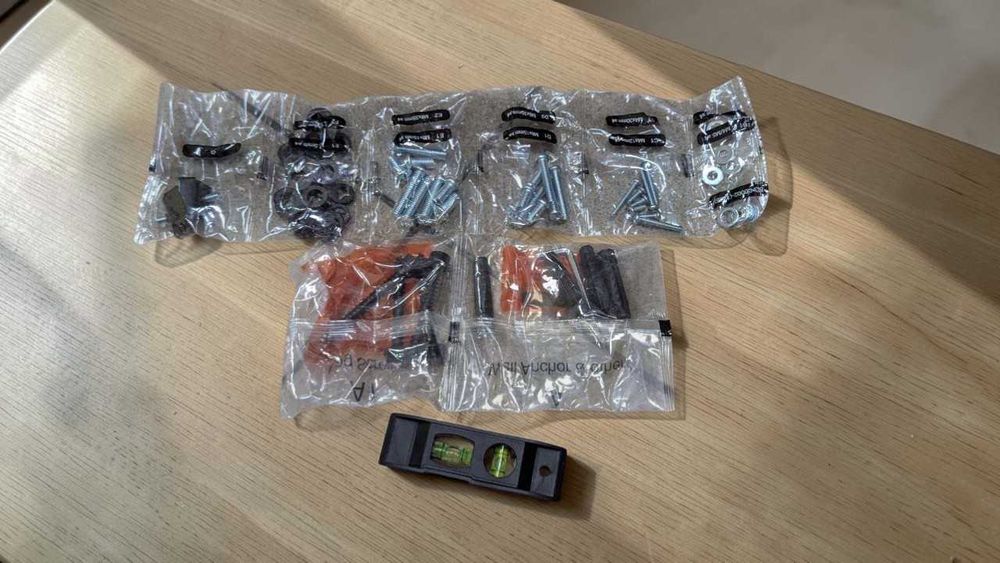 Кріплення для телевізора Perlegear поворотне TV Wall Mount до 45 кг