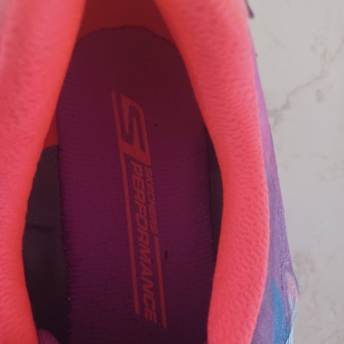 Buty Skechers Perfromance Go Run 4 39/26 cm jak nowe