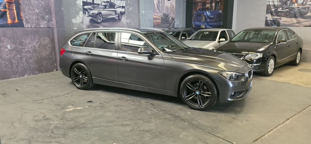BMW 318D Touring Auto Nacional — photo 4