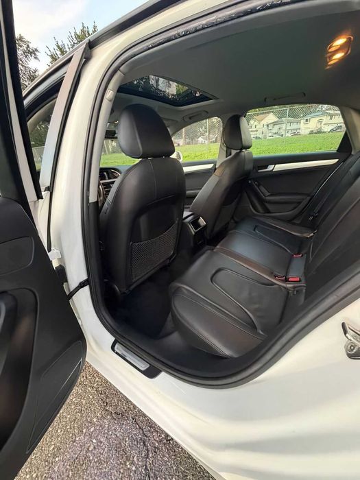 Audi A4 2.0T quattro Premium Plus      2014