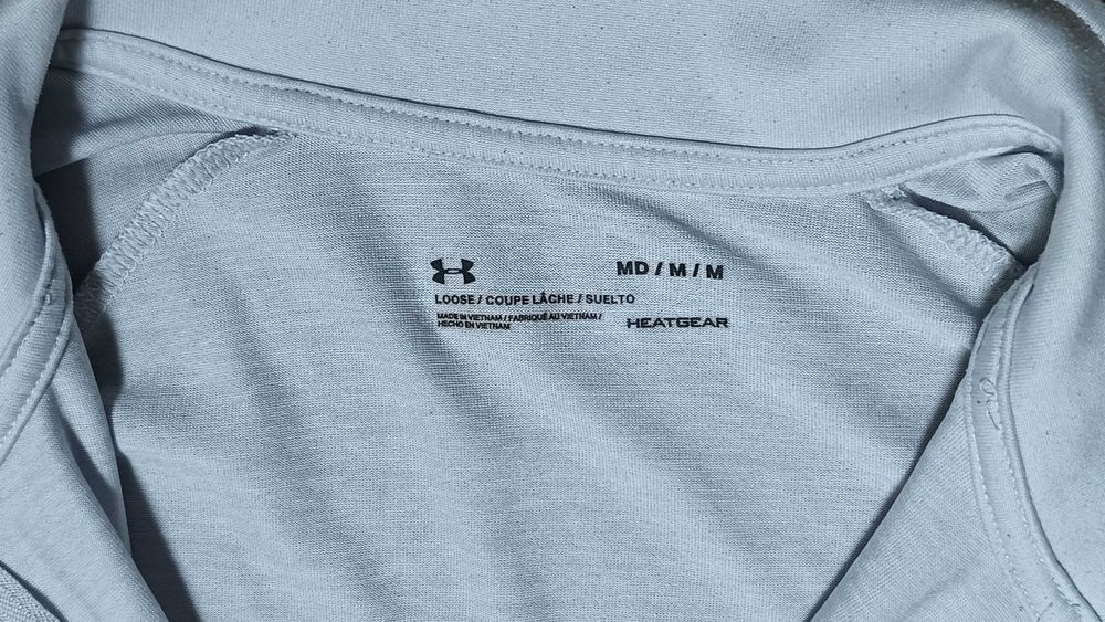 Męska bluza UNDER ARMOUR r.M stan bardzo dobry