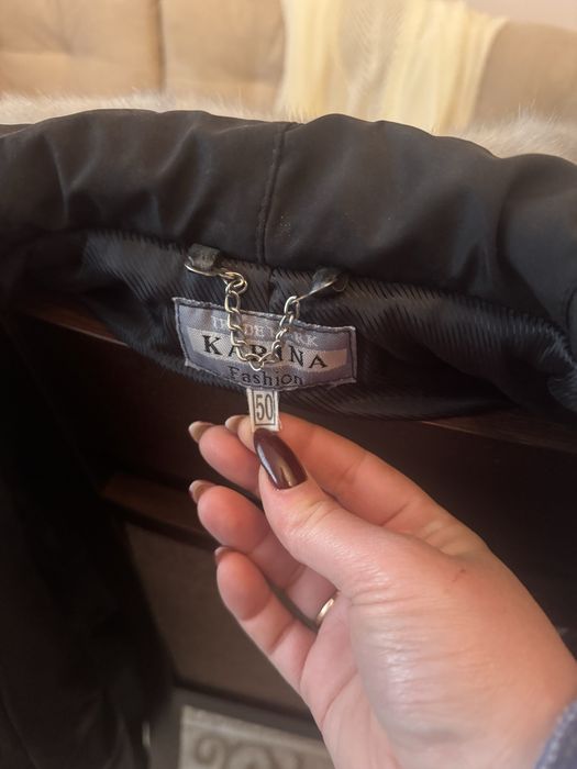 Шуба каракуль жіноча чорна 50 р.