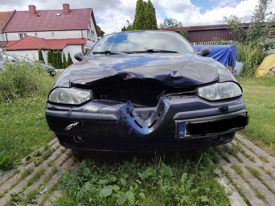 Alfa Romeo 156 uszkodzony