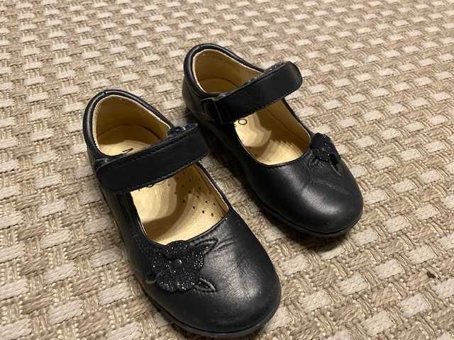 Sapato Menina ótimo estado - TAM 26