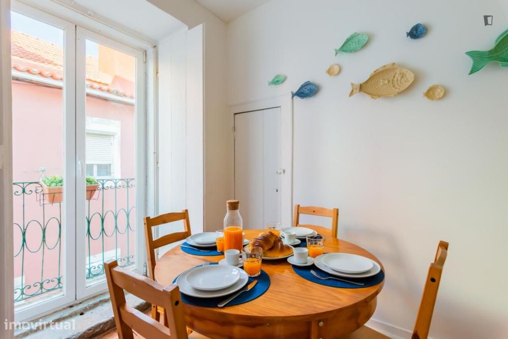 Apartamento com 2 quartos - localizado em Intendente Lisbon