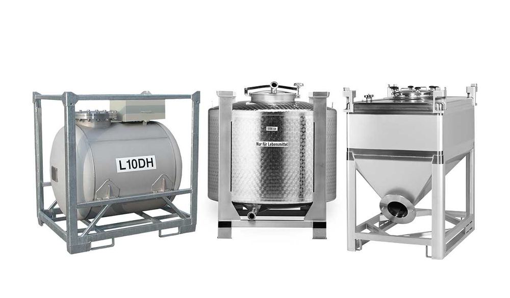 Перила, столи, ємності, лотки, столи, флагштоки  з нержавіючої сталі