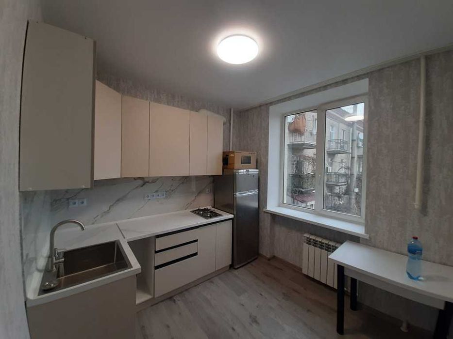 Сдам в аренду 2-комн квартиру пр. Леси Украинки