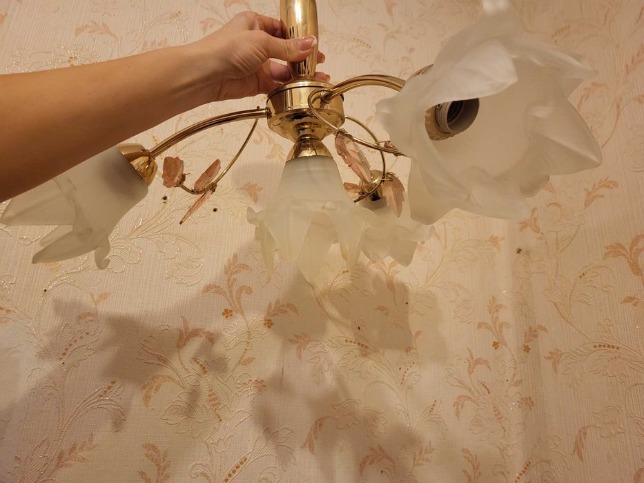 Люстра в спальню