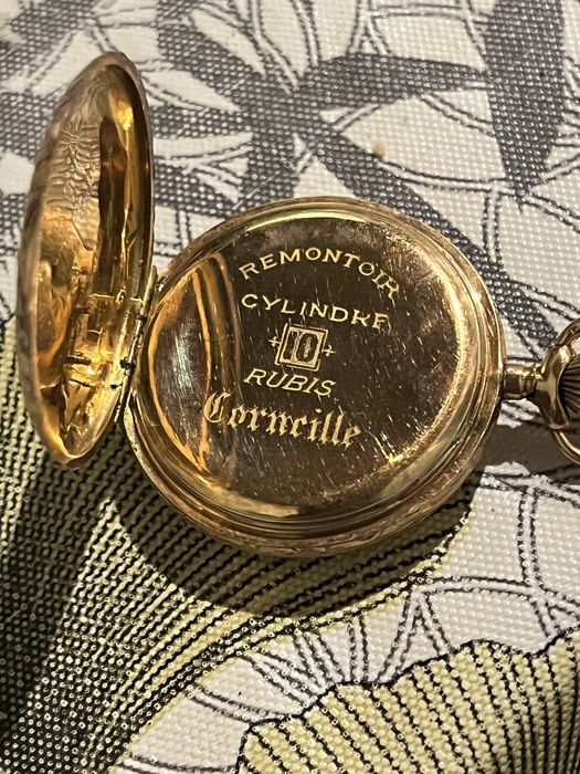 Часы карманные антиквариат золотые Corneille
