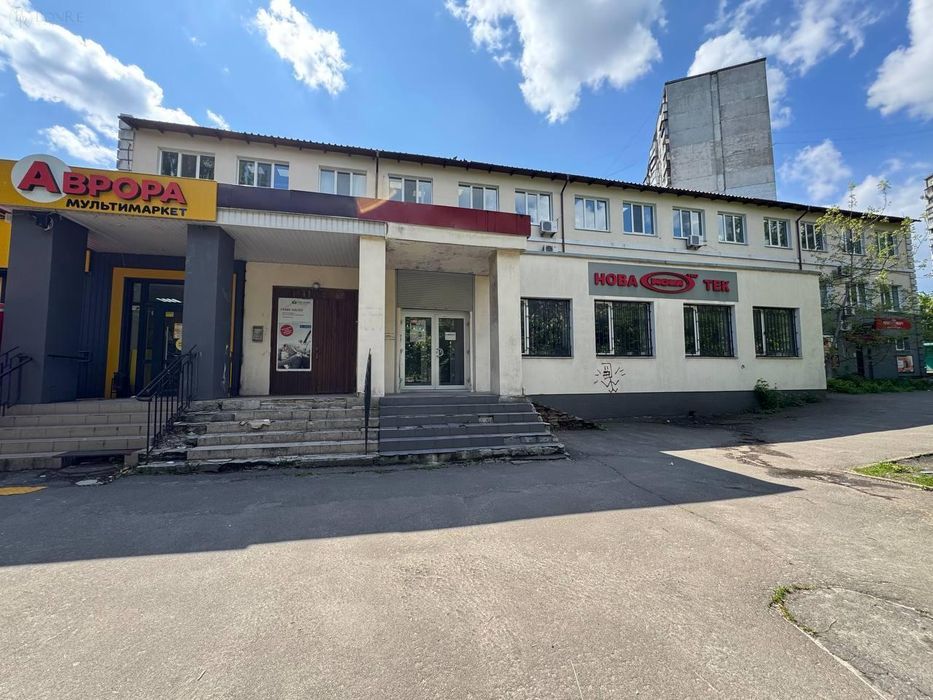Оренда ,Офісне, Деміївська 43, 214 м2.