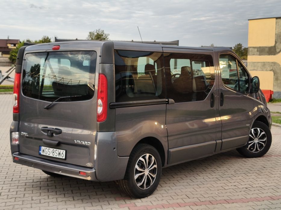 Opel Vivaro 2,0CDTI  -TOUR- import  TABLICE PL
