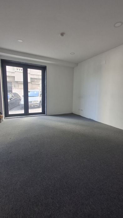 Arrendo Loja Av Republica