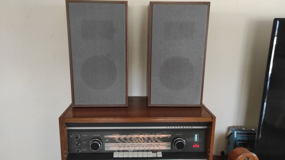 Radio Telefunken Opus Studio 2650 semi valvulado