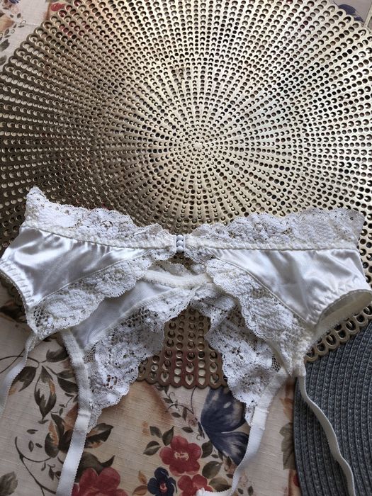 Білизна жіноча, шовк натуральний