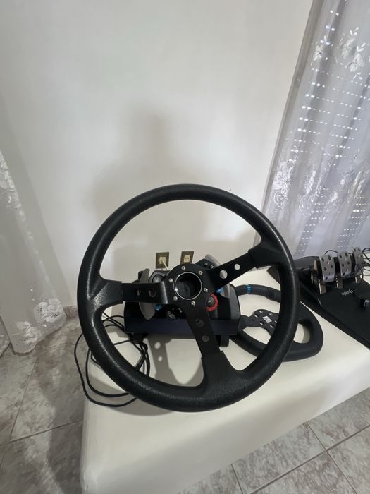 Volante G27 modificado