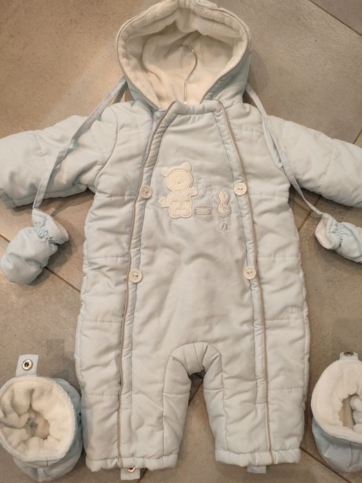 Фірмовий комбінезон для малюка