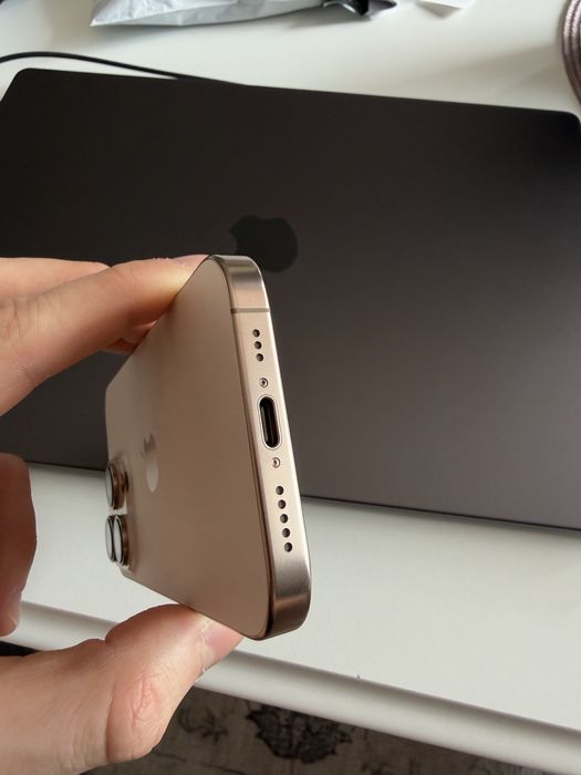 iPhone 16 Pro 256 Gb Desert Titanum