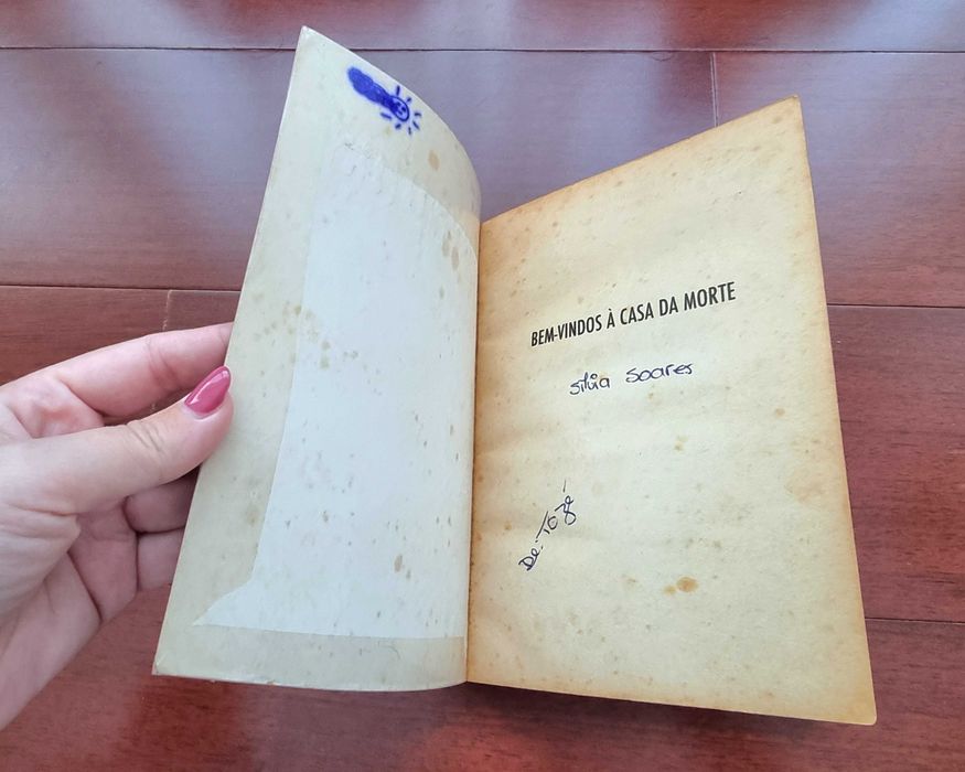 Livro "Arrepios - Bem-vindos à Casa da Morte" Vol. 1 de R. L. Stine