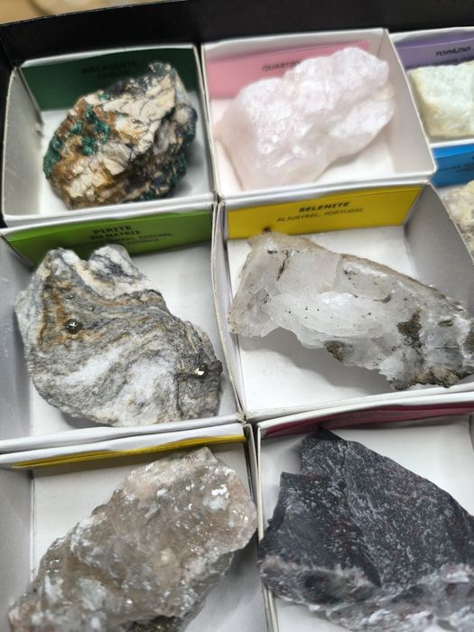 Conjunto de minerais