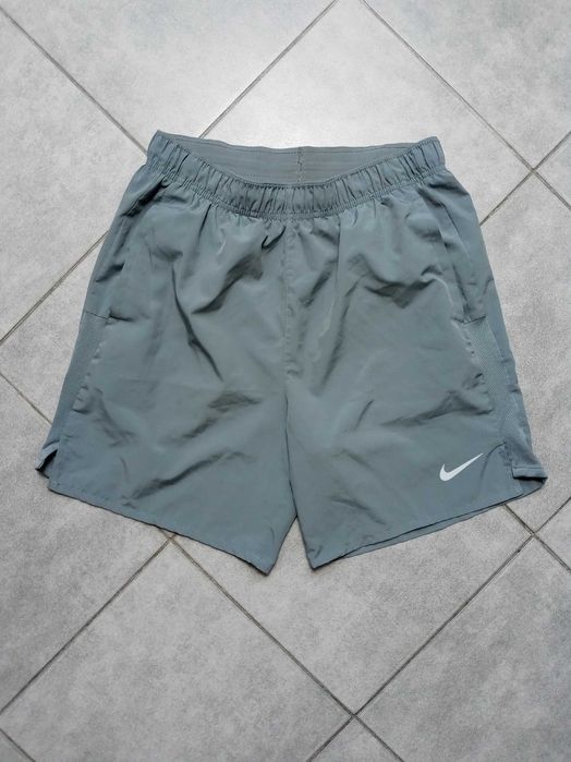 Spodenki męskie do biegania Nike Challenger - S