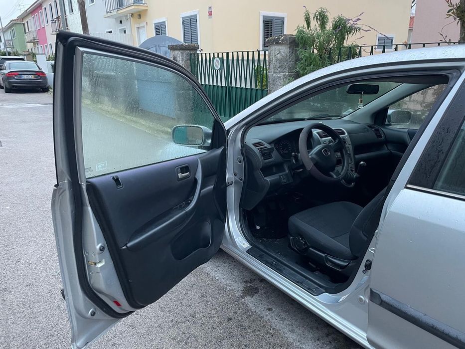 Honda Civic quase clássico com poucos kms