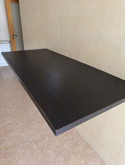 Mesa/Bancada Suspena para Cozinha
