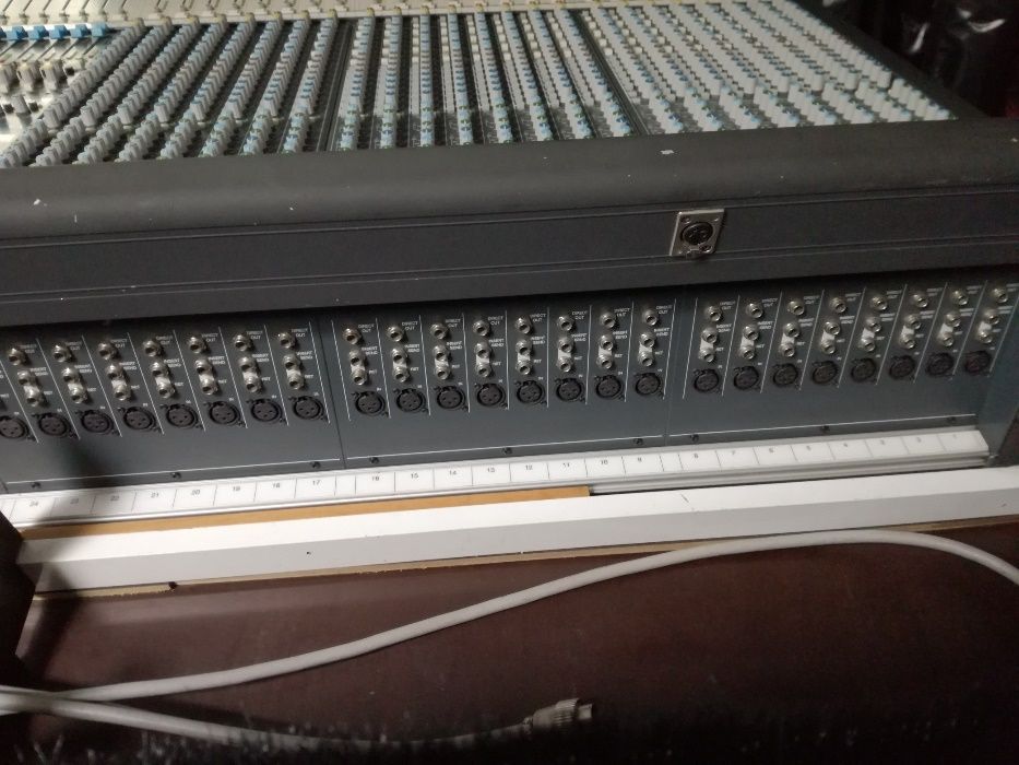 Mesa de mistura ML5000 ML4000 Allen&heath 48 canais