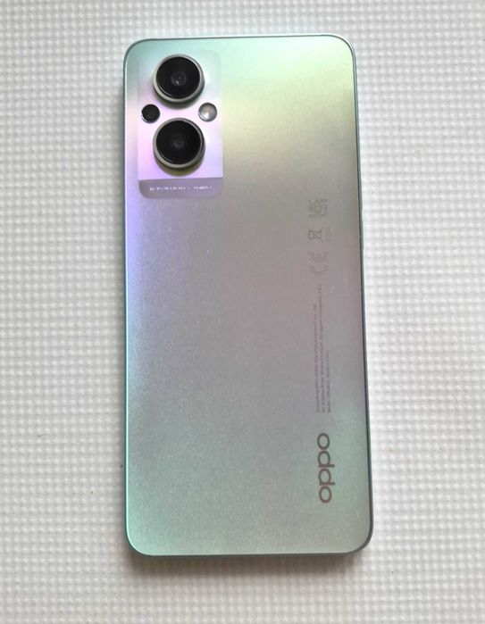 Smartfon Oppo Reno7 Lite 5G 8 GB / 128 GB 5G tęczowy _ stan idealny!
