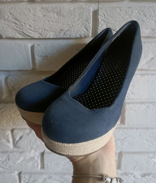 Espadryle na koturnie Koturny Reserved 36