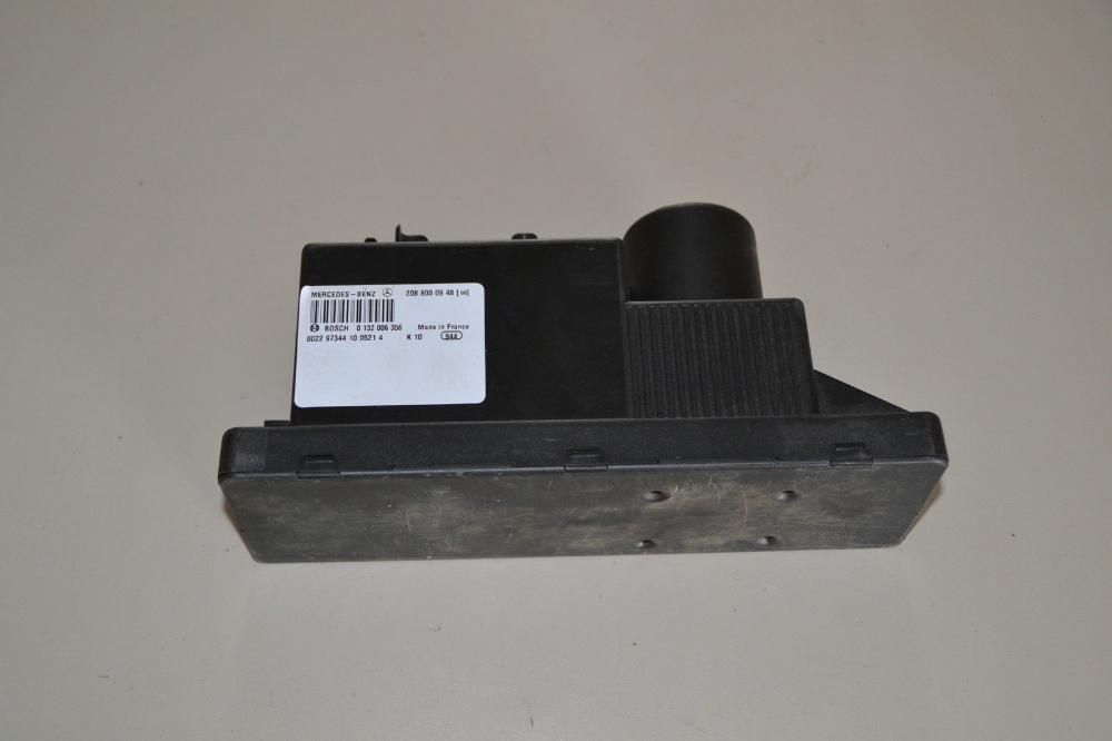 Bomba Fecho Central - Mercedes Classe C , E e CLK 4s