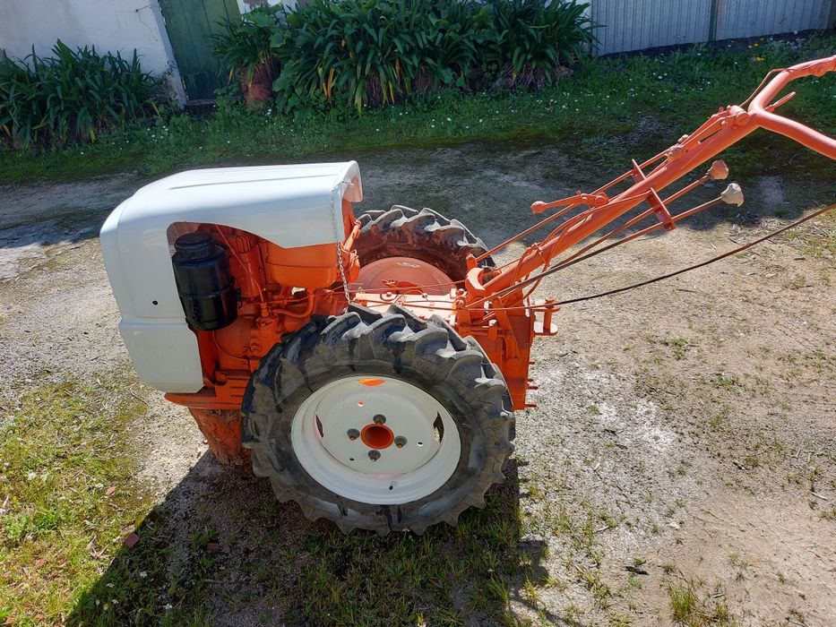 Grd oportunidade.Motocultivador lombardini de 16 cv,   com frese