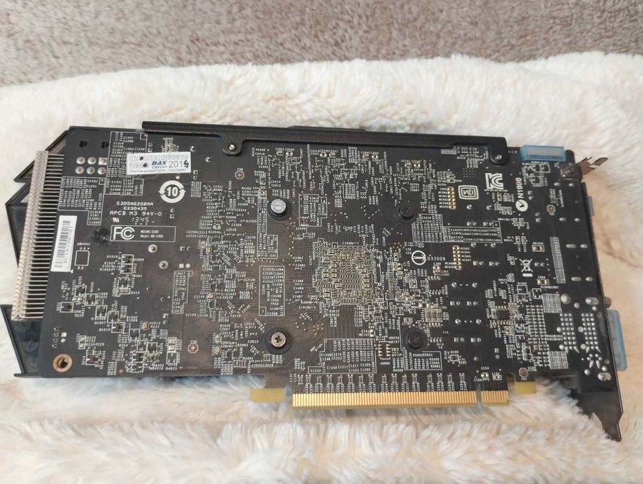 Karta Graficzna Radeon R9 270 2GB Uszkodzona