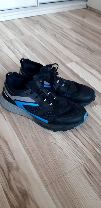 Buty sportowe do biegania .