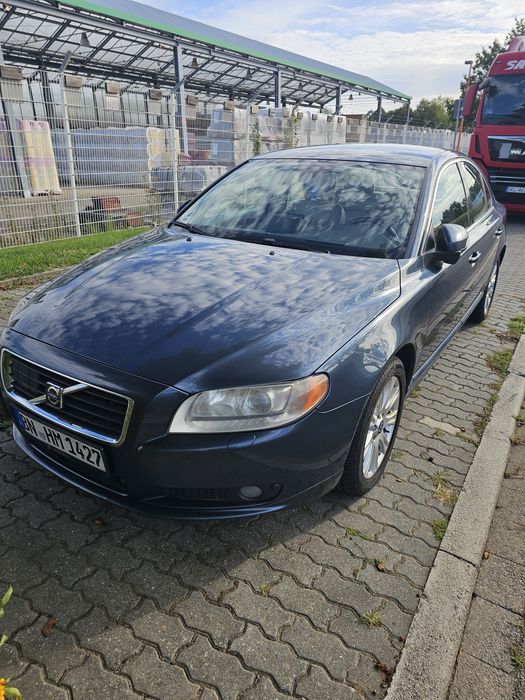 Volvo S80